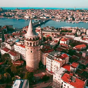 מלון Taksim Istiklal Street Kamilbey Sueites